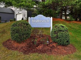 725 Island Ln #A3, West Haven, CT 06516