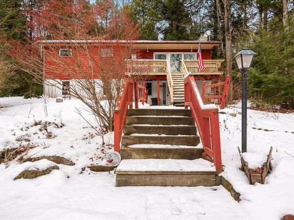 1007 Friends Lake Rd, Chestertown, NY 12817
