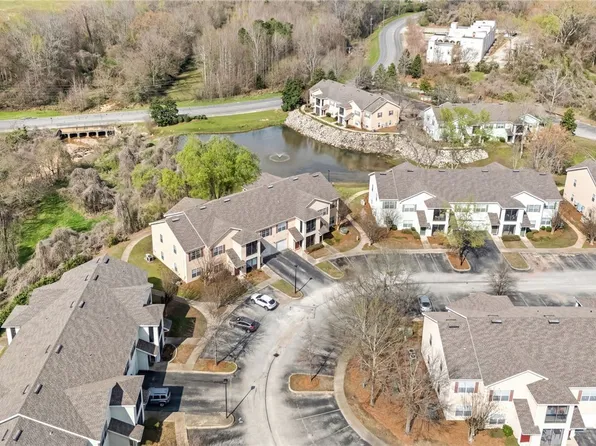 447 W Longleaf Dr APT 501, Auburn, AL 36832