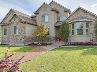 3211 W Cedar Brae Cir, Riverton, UT 84065
