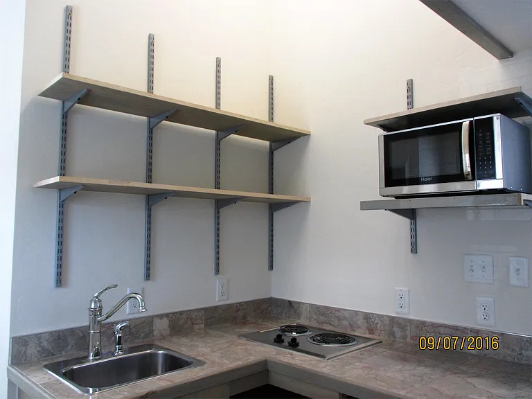 101 NW 7th Ter #10 — Photo 2