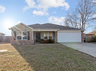 3816 Rosebud Ln, Springdale, AR 72764