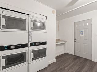 04 Flats, Austin, TX 78704