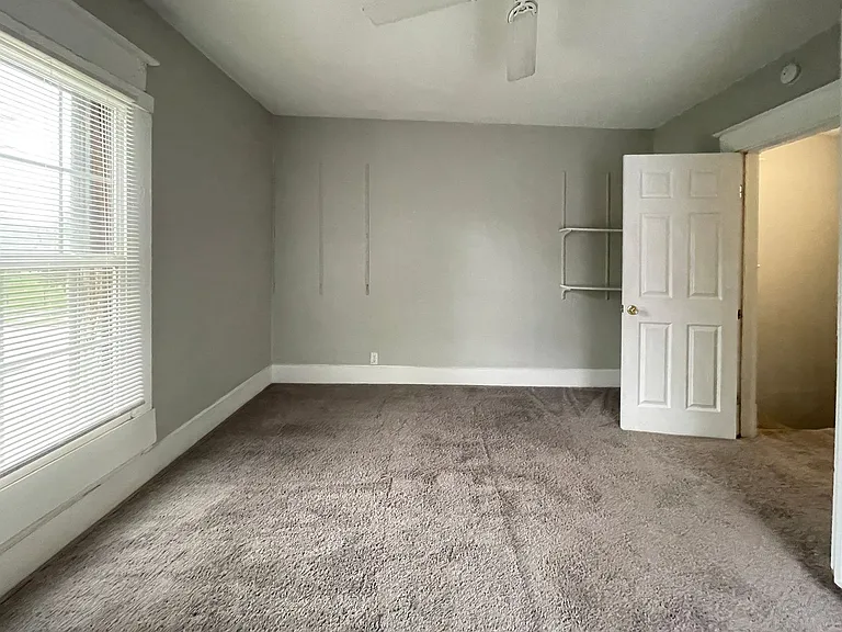 824 W Beechwood Ave — Photo 7