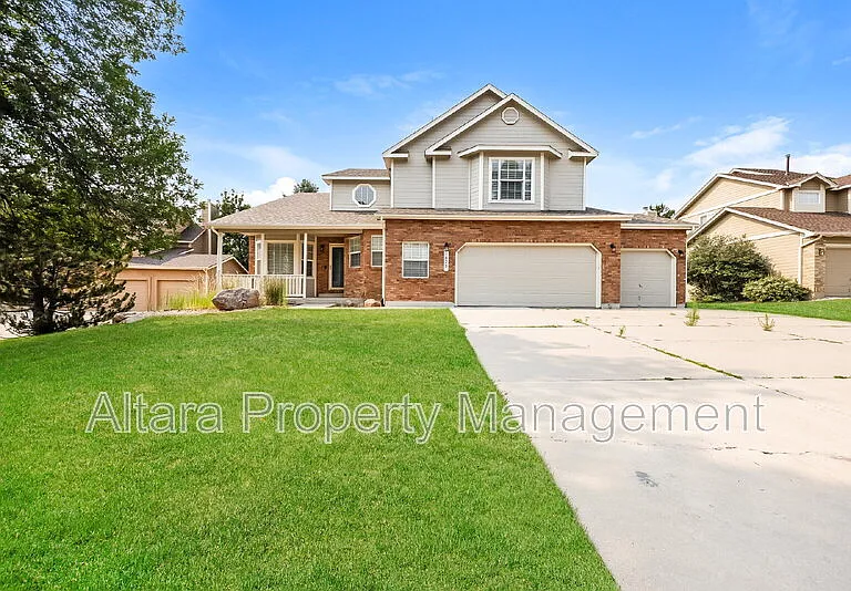 1825 Starstone Ct — Photo 1