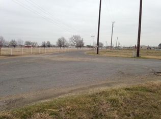 105 Chaparall Rd, Ferris, TX 75125