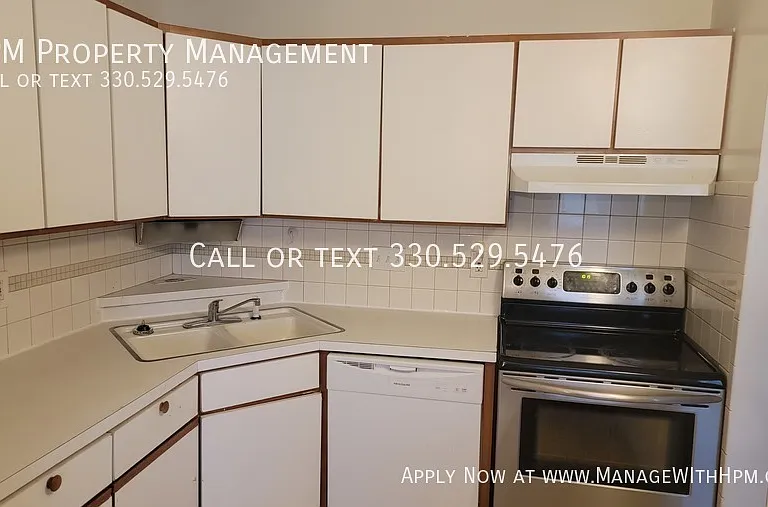 719 E Waterloo Rd #A — Photo 16