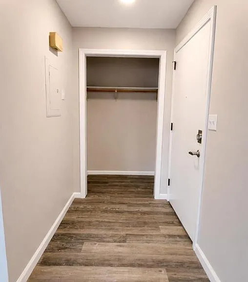 102 Lake Ave S #8 — Photo 4