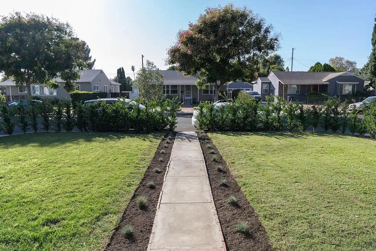 7706 Paso Robles Ave — Photo 4
