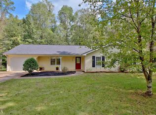 5 Azalea Dr, Newnan, GA 30263