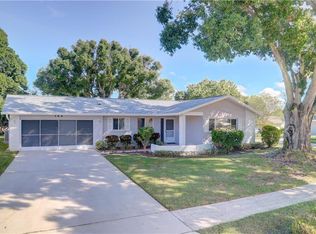 152 Stafford Cir, Palm Harbor, FL 34684