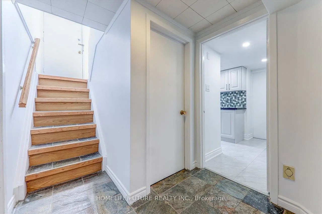 2 bed, $2,000 — Photo 3