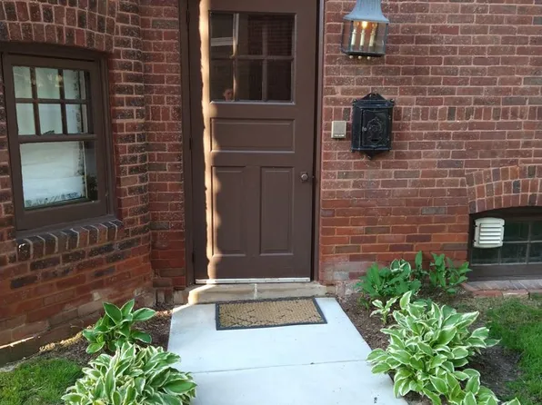 2245-2247 N Lake Dr. (Duplex), 2245-2247 N Lake Dr, Milwaukee, WI 53202