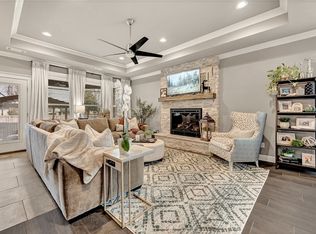 1900 W Linda Ln, Rogers, AR 72758