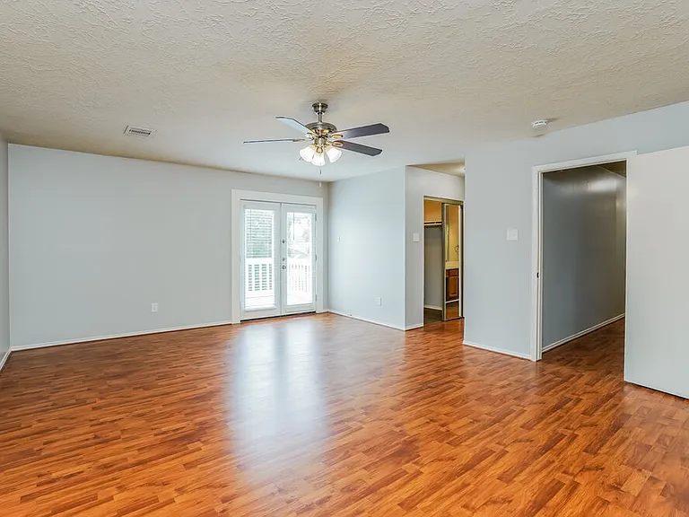 8310 Woodland Willows Dr — Photo 10