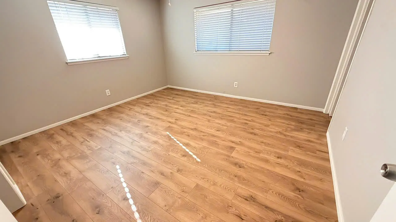 3 bed, 1288 sqft, $1,350 — Photo 2