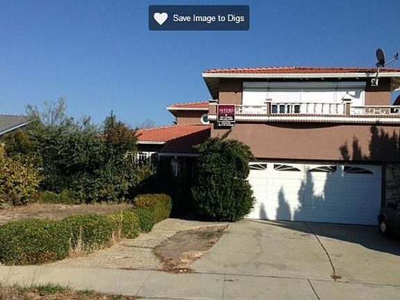 2nd image of 3010 Abelia Ct