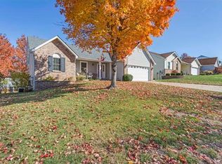 930 Blake Ct, Saint Peters, MO