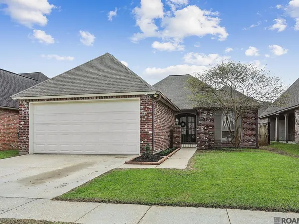 2688 Old Towne Rd, Zachary, LA 70791