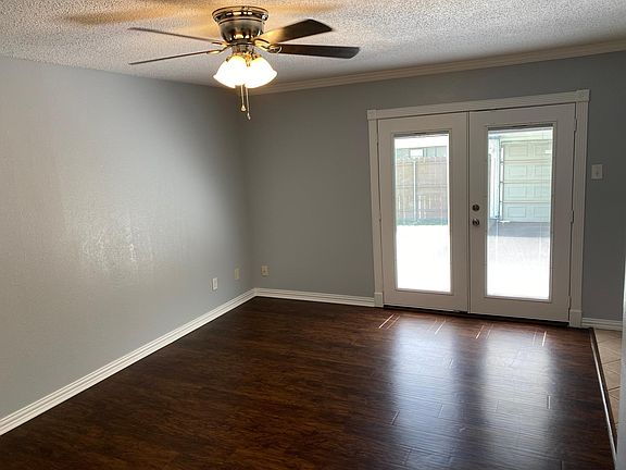2nd image of 920 Meadow Mead Dr
