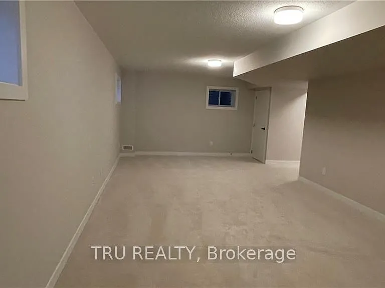 744 Eminence St — Photo 16