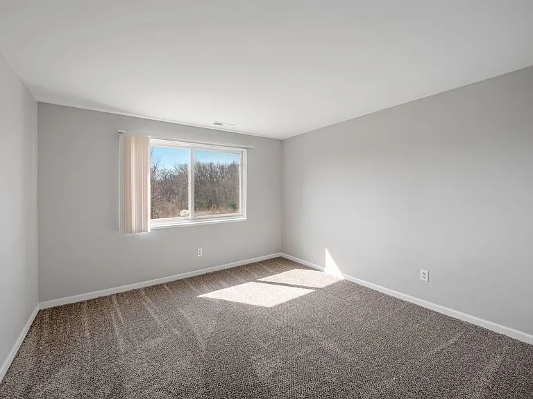 Creekside at Fenton Heights — Photo 33