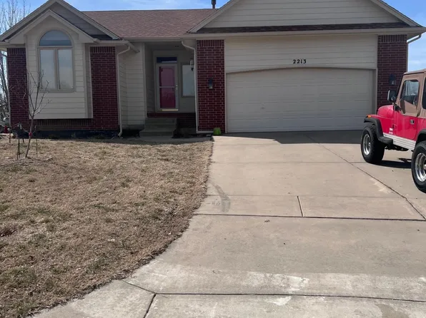 2213 S Cooper Ct, Wichita, KS 67207