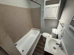 156 Eutaw Ave, Camden, NJ 08105