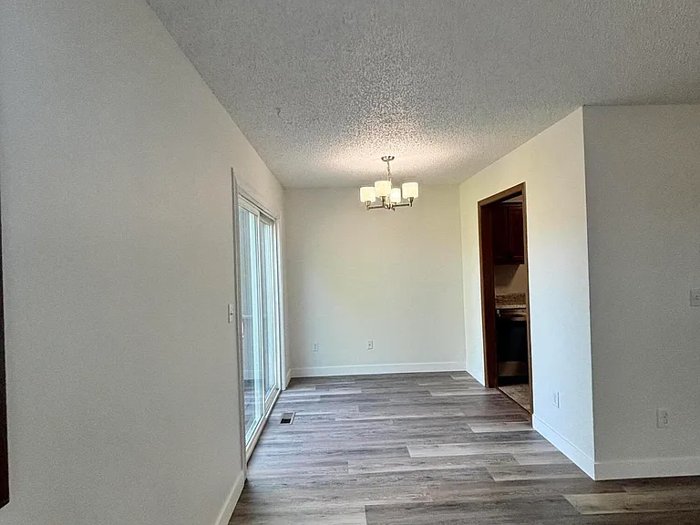 2733 W 69th Ave — Photo 10