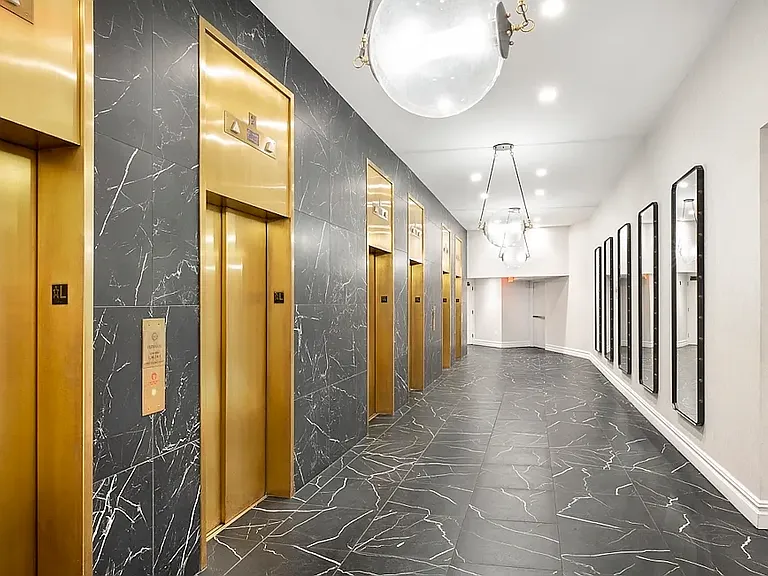67 Wall St #25B — Photo 26