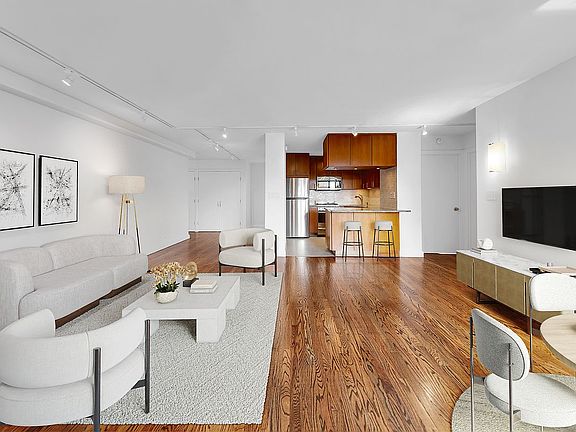 3rd image of 264 E Broadway #C405