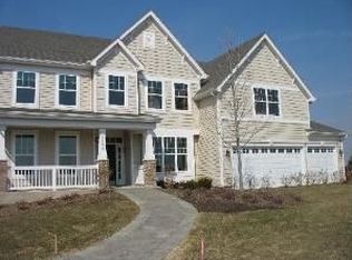 707 Fairfield Dr, Oswego, IL 60543