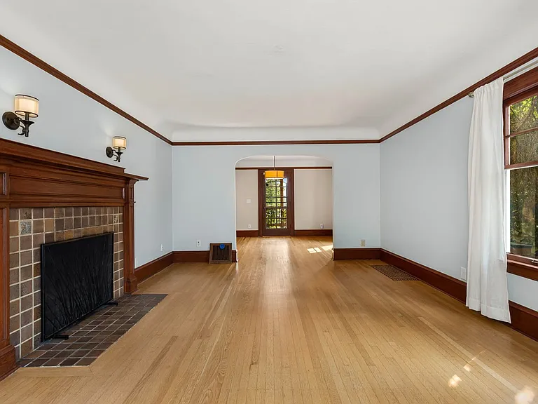 1513 N Dorothy Pl — Photo 5