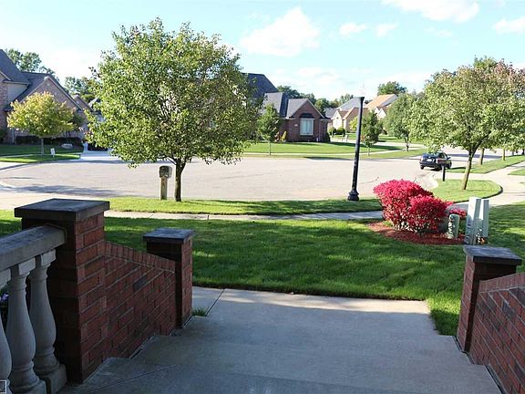4th image of 55514 Needle Point Ct