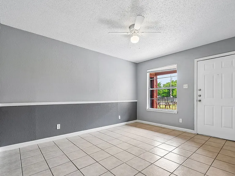 Sunrise Villas — Photo 61