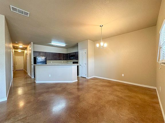 3rd image of 7103 Cameron Park Rd