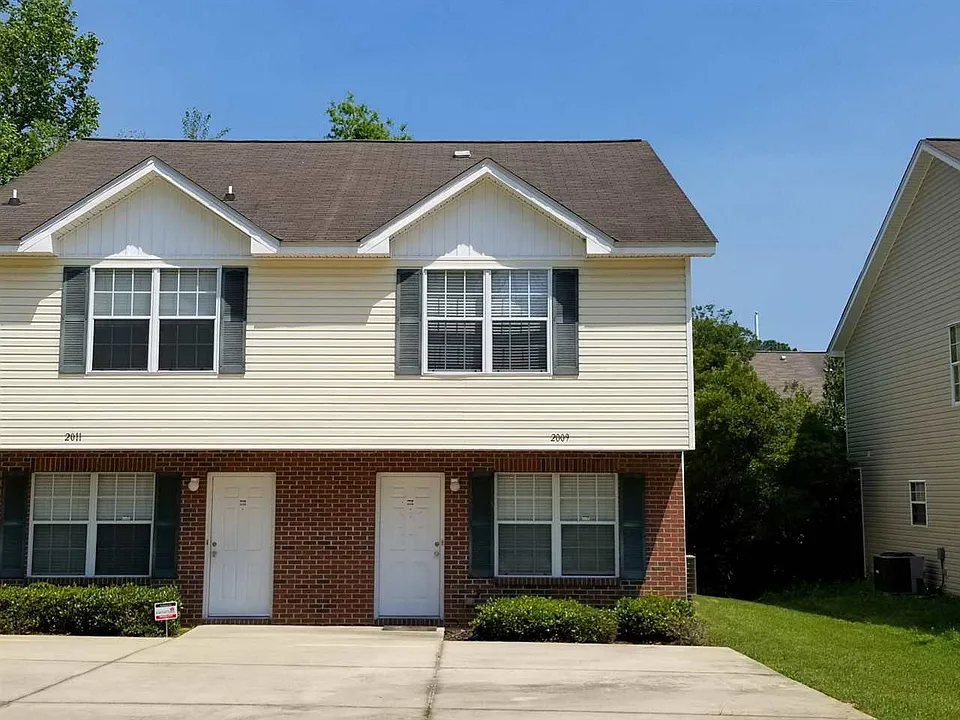 2009 Fannie Dr