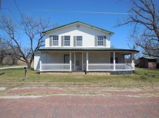 300 N Pecan St, Ranger, TX 76470