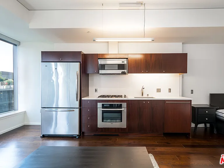 1155 S Grand Ave #713 — Photo 4