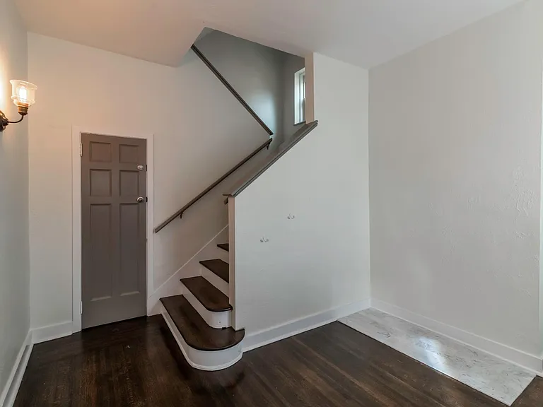1021 Portland St #2 — Photo 15