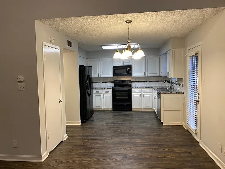3 Stonecreek Ct — Photo 5