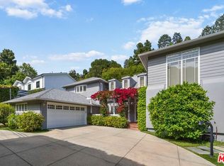 1224 N Bundy Dr, Los Angeles, CA 90049