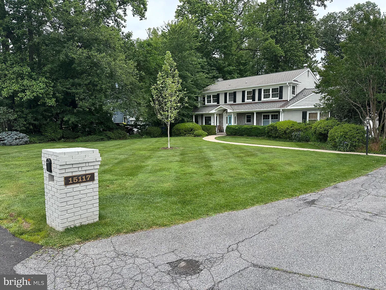 4 bed, 4.0 bath, 3154 sqft, $4,200 — Photo 4