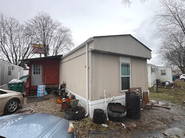 1570 N 30th Rd Unit 46, Ottawa, IL 61350
