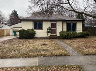 4518 Yates Ave N, Crystal, MN 55422