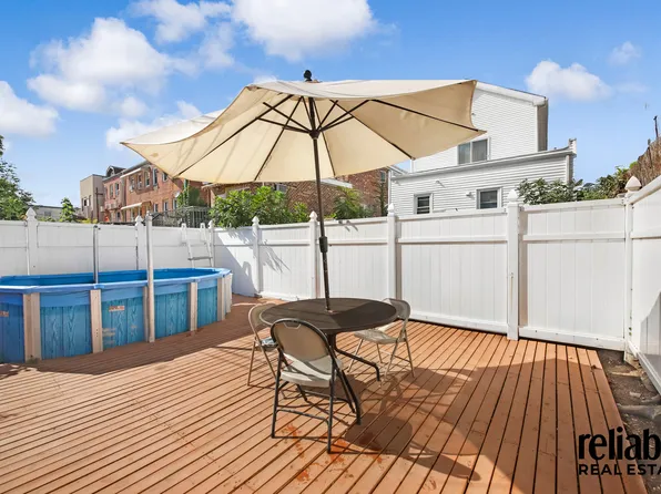 3173 Shore Parkway image 14 of 22