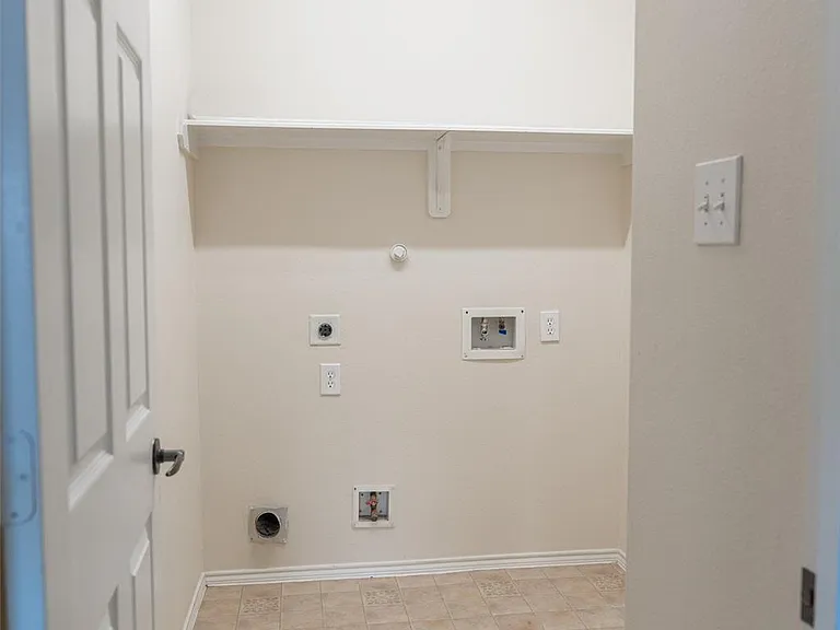 1902 Vernal Glen Cir — Photo 26