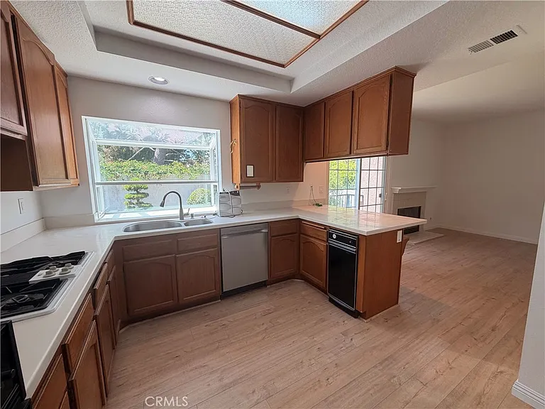 2664 Woodbury Dr — Photo 23