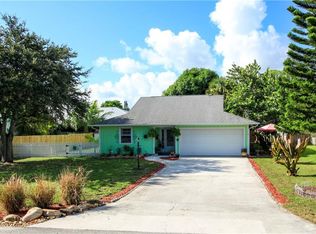 750 NE Stuart St, Jensen Beach, FL 34957