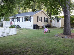 12 Clover Rd, Holbrook, MA 02343